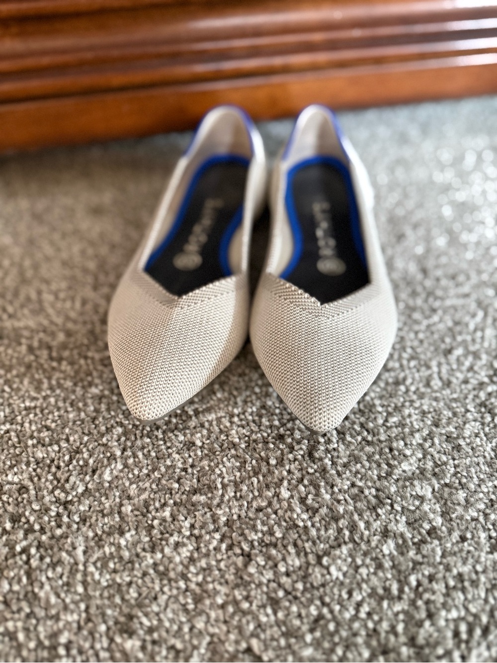 Rothy’s Pointed Toe Knit Flats in Light Gray Size 8.5